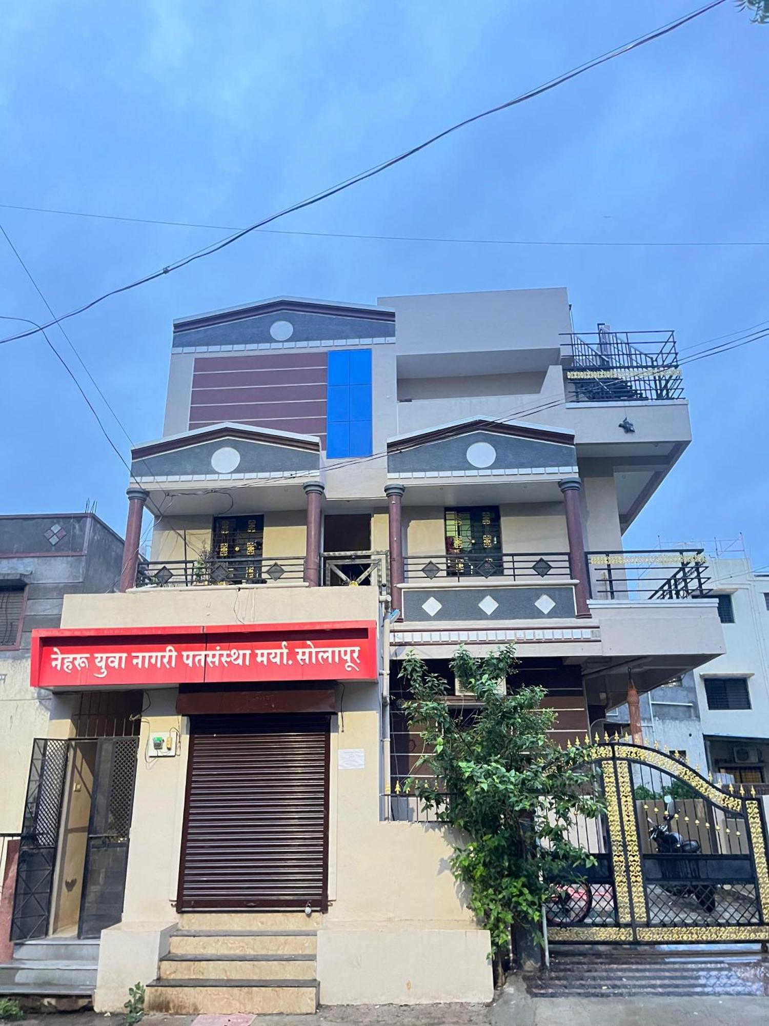 Shree Swami Samarth Pg Rooms For Boys 索拉普 外观 照片